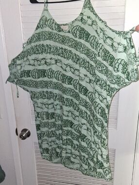 Kahulale'a Green Lei Dress Shoulder Ties